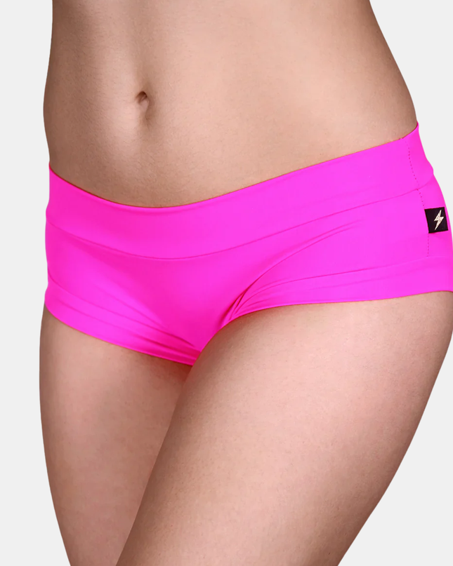 Cleo Basic Hot Pants