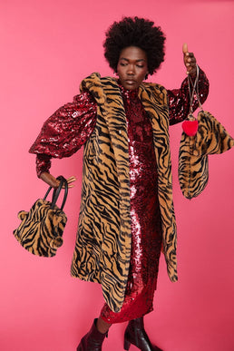 Animal Print Faux Fur Hooded Jakki frá Jayley