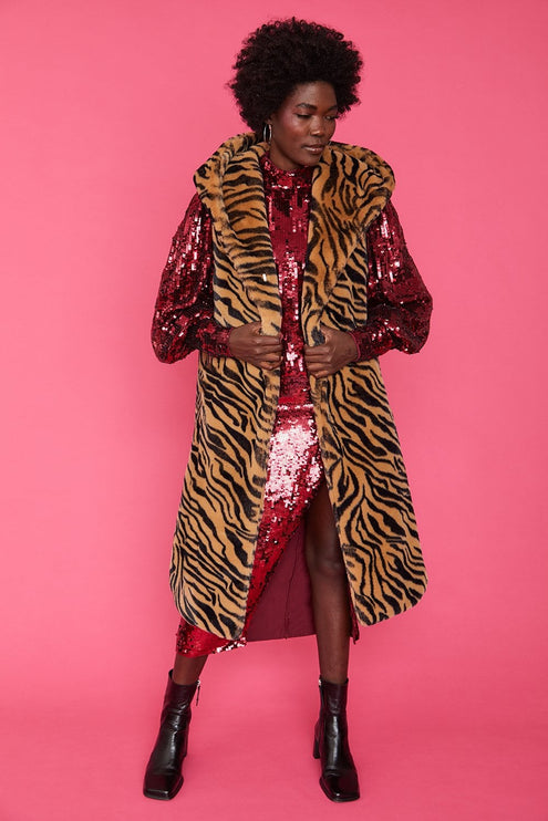 Animal Print Faux Fur Hooded Jakki frá Jayley